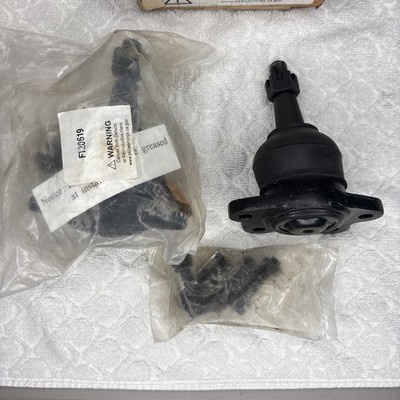 Pair Of Fabtech Motorsports FTS20619 BALL JOINTS
