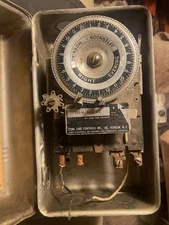 Tork Model 7200 Time Switch Timing Motor 24 Hour Dial With Day Omitting Device