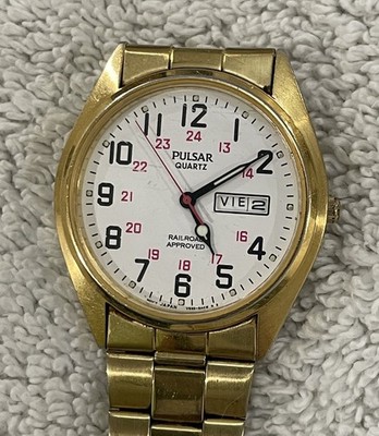 PULSAR RAILROAD APPROVED MEN'S V533-9A00 RUNS BUT HAS PROBLEM WATCH VINTAGE