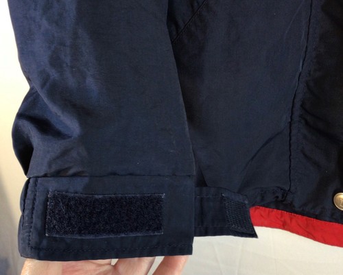 Vintage Tommy Hilfiger Size Medium Windbreaker Jacket Navy Spellout 90’s Y2K by Tommy Hilfiger, Size M, $40 - Photo 7