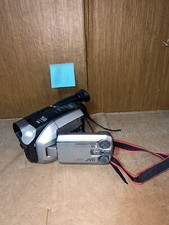 JVC GR-AXM7OOU Camcorder Vintage No Battery As Is Not Tested