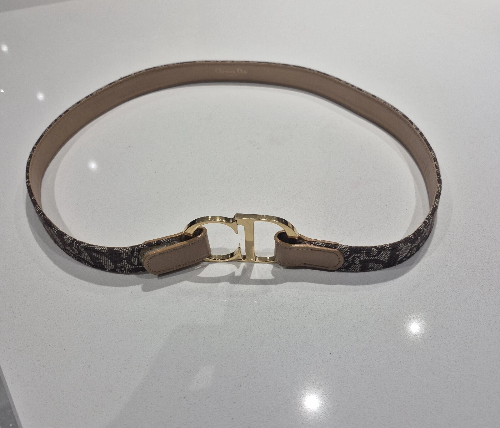 Ceinture femme Christian Dior CD dorée à la taille