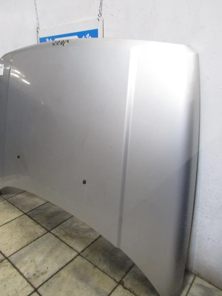 06 07 08 09 10 capó Jeep Commander Foto 3 de 4