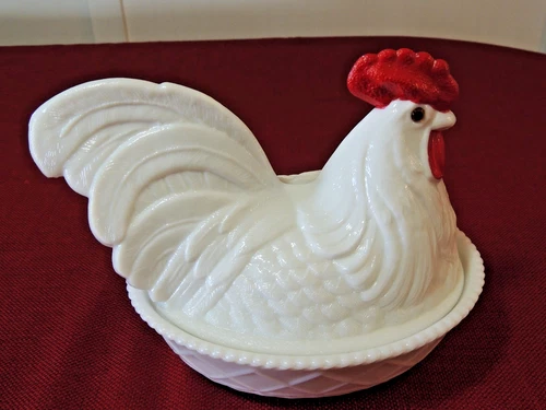 Vintage Westmoreland Large White Milk Glass Rooster on Nest Split Tail-Post 1946