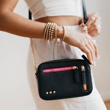 Pretty Simple Chain Crossbody Bag Size One Size