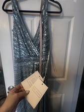 Mac Duggal Size 10 Blue Sequin V-Neck Sleeveless Long Formal Gown