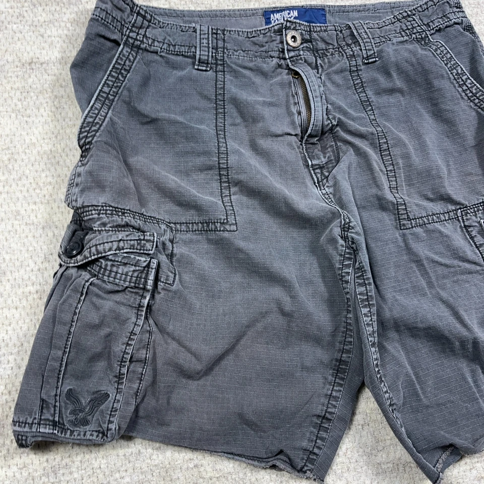 Vintage Y2K American Eagle Cargo Shorts Men 38 Gray Rip Stop Baggy 2000s Skate - Image 4 of 4