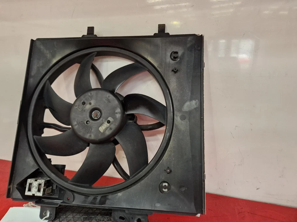 VENTILADOR REFRIGERACIÓN CITROEN C3 2011 1,4 L GASOLINA TU3AE5 KFT 9812028580 Foto 4 de 4