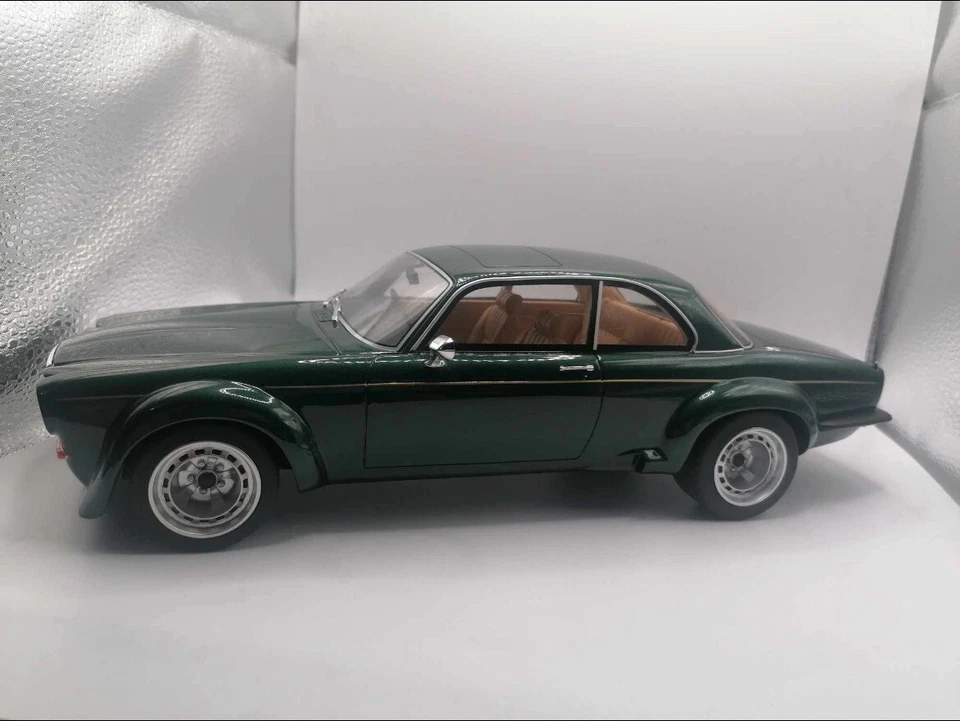 😯 Nummer 1 von 1500 😯 Jaguar XJ12 Broadspeed Avengers - GT Spirit 1/18 - GT135 - Bild 3 von 4
