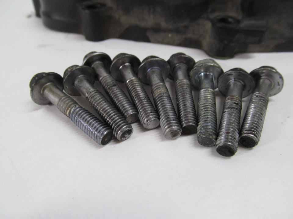 2001 HONDA CBR600 F4 STATOR COVER & BOLTS - Image 2 of 4