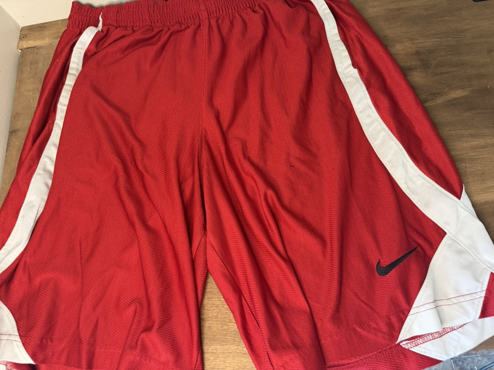 Nike Men's Basketball Mesh Athletic Shorts XL Red/White Colorblock Drawstring