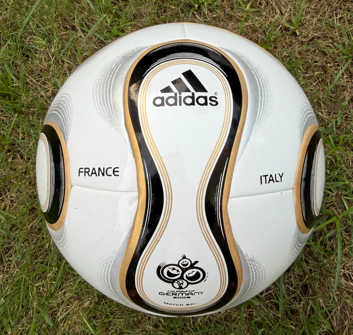 25+ Adidas 2006 Ball for sale | Updated Oct 2026