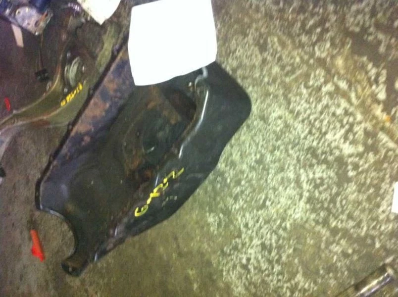 87-90 Chevrolet Chevy Celebrity Oil Pan 6-191 3.1 Liter - Image 2 of 4