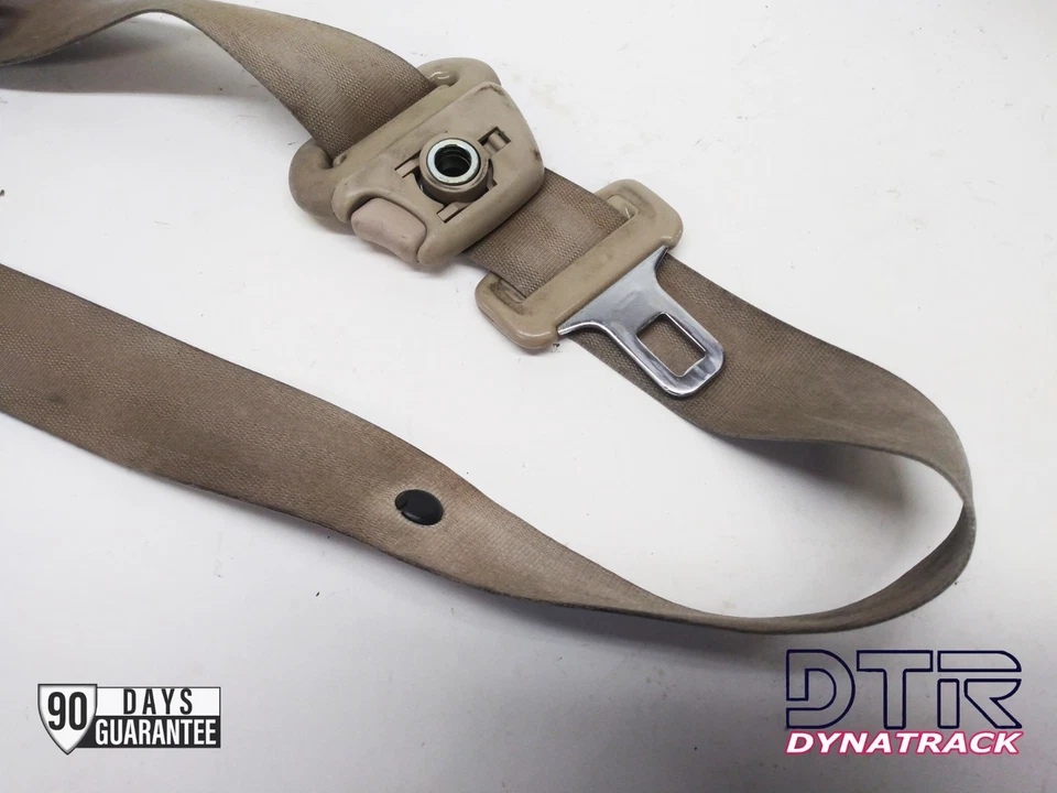 Toyota Land Cruiser 1999 Front Driver Passenger Seatbelt Set — 第 3/4 张图片