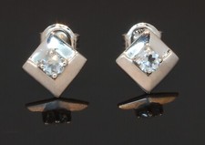 9 Carat White Gold Square Blue Stone Set Stud Earrings (80.25.135)