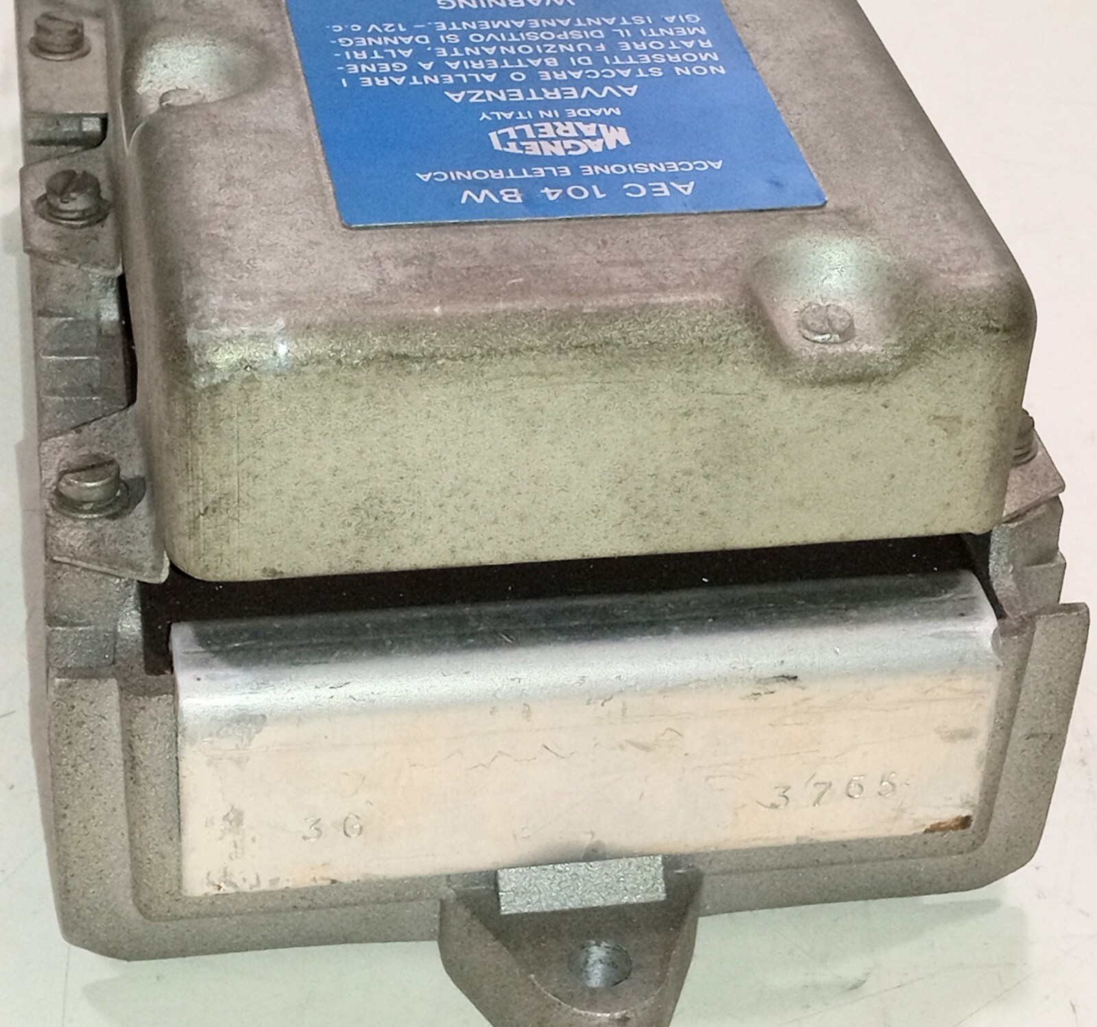 Ferrari 246 GT Dino Engine Ignition Box Magneti Marelli_Dinoplex_AEC104BW_365