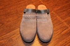 Earth Origins Cady suede Mules