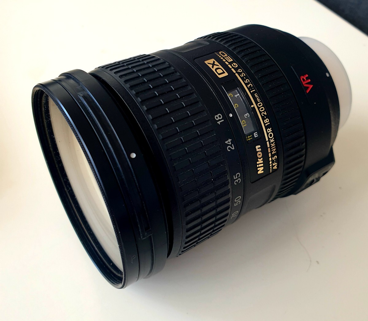 Nikon AF-S DX NIKKOR 18-200mm f/3.5-5.6G ED VR II Lens