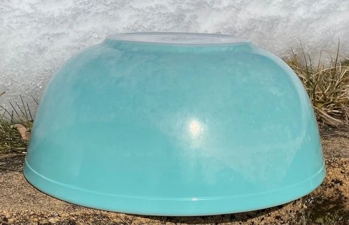 Vintage Pyrex Mixing Bowl Turquoise Robin Egg Blue #404 4QT, Large Bowl **DWD**