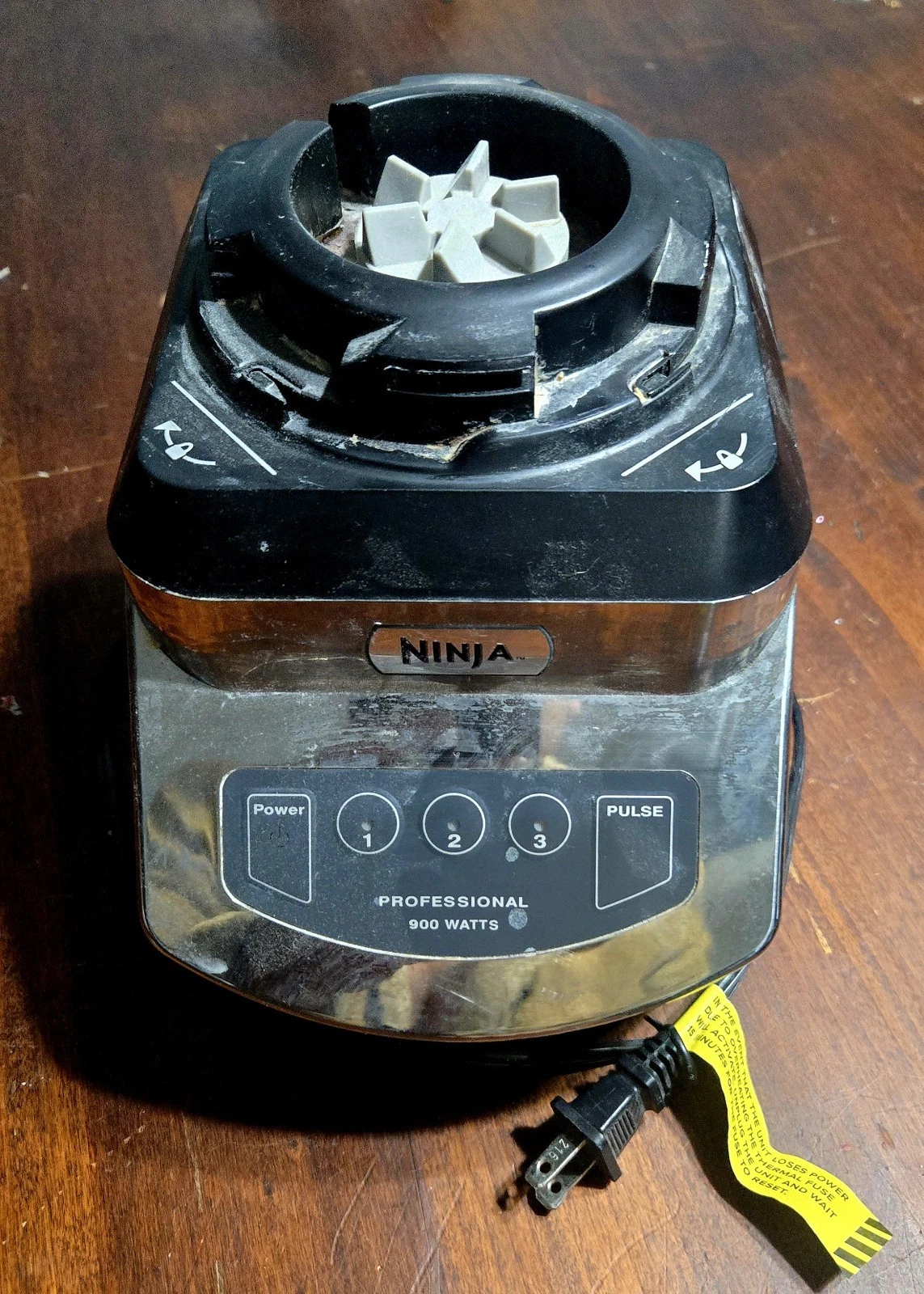 NINJA Professional Blender NJ600 30 1000 Watts Motor Base Only - Tested