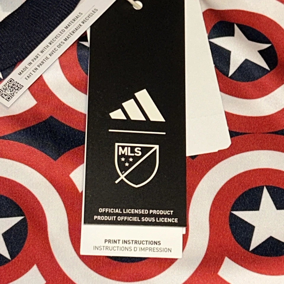 Adidas x Marvel Captain America x MLS Size L 4th Of July Soccer Shirt HT3237 - Image 4 of 4