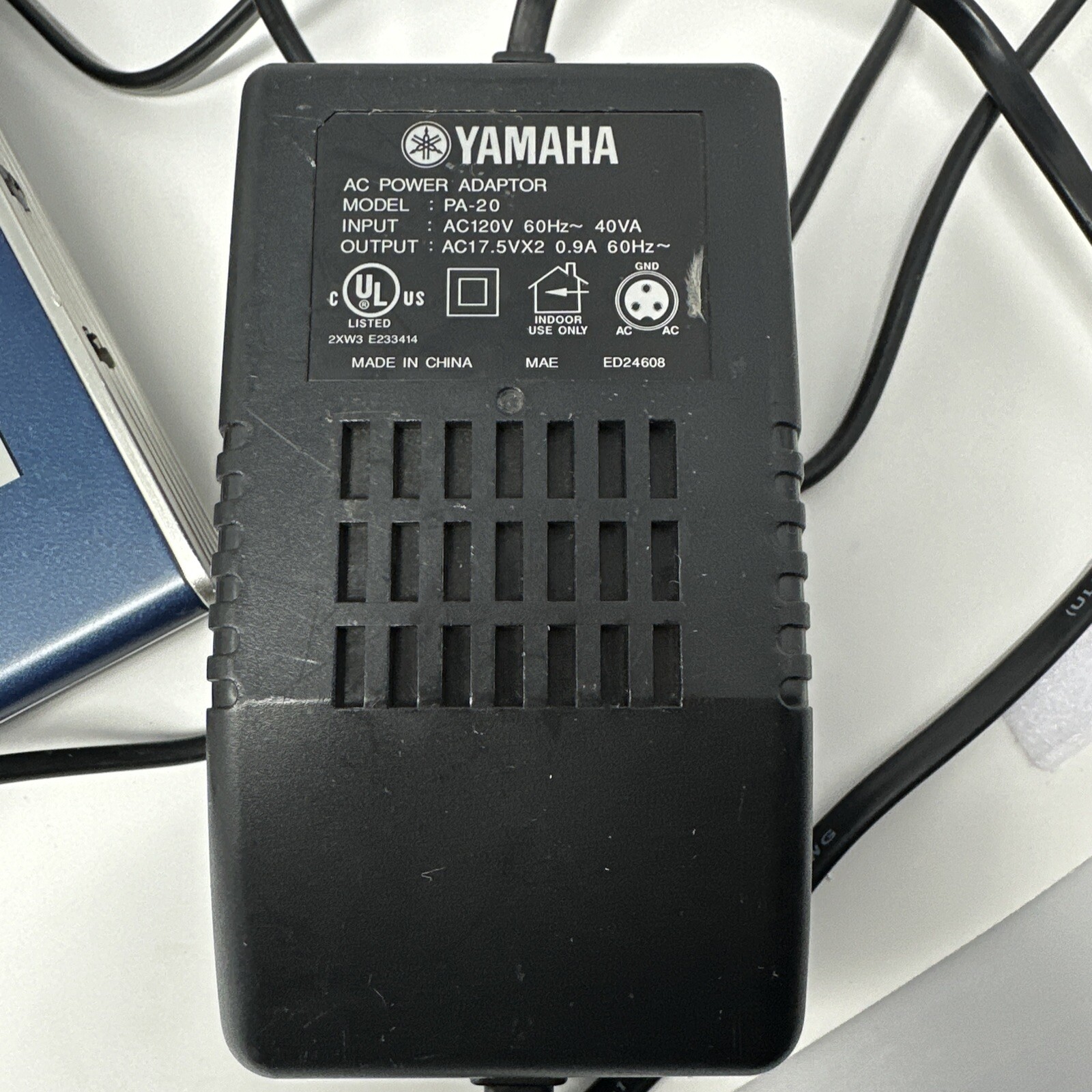 Yamaha Mixing Console MG16/4 16 Channel Stereo Studio Analog w/ Power