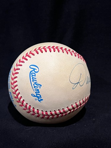 DENNIS MARTINEZ INDIANS SIGNED AUTOGRAPH A.L. BASEBALL BECKETT BAS COA BK05007 - Picture 3 of 6