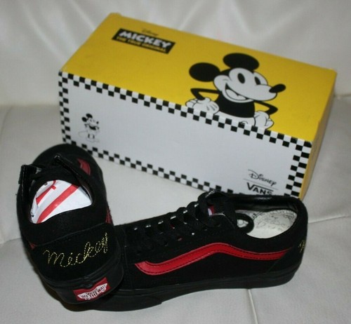 mickey mouse vans men