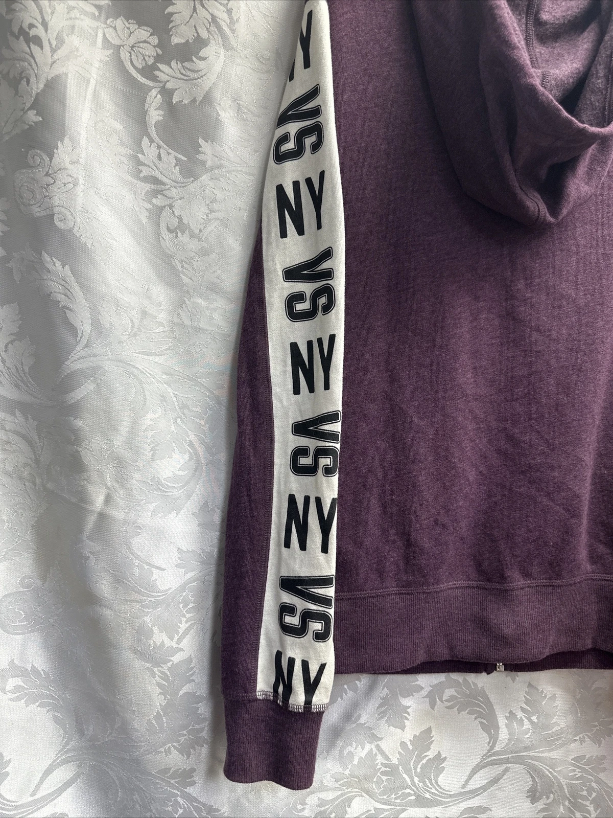 UNDERCOVER Felpa con cappuccio viola Victoria's Secret NY VS taglia S cerniera intera taschino canguro