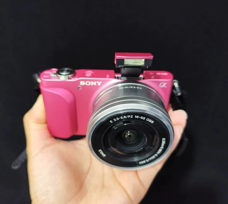 Sony Alpha Nex-3N Mirrorless Interchangeable Lens Cameras for Sale