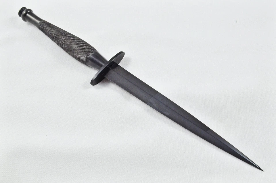 British Army Fairbairn Sykes Commando Knife Boot Dagger with Sheath - Image 2 of 4