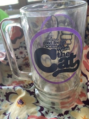 Unique! Rare! VINTAGE ARCTIC CAT MUG CUP GLASS A Mighty Good Feelin Comes With