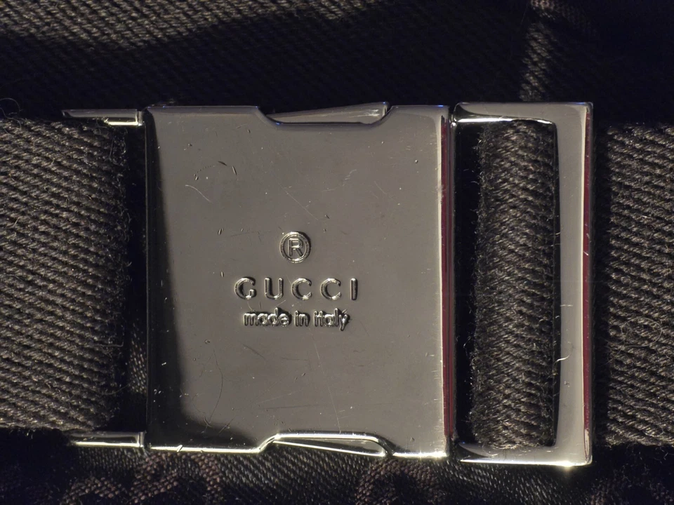 ¡Auténtico! Bolso Bandolera Cinturón Tela Lona Negro Doble Bolsillo Gucci Marrón Oscuro GG Foto 4 de 4