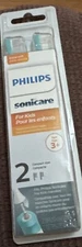 Phillips Sonicare for kids. 2 replacement brush heads compact size. Fits Sonicar