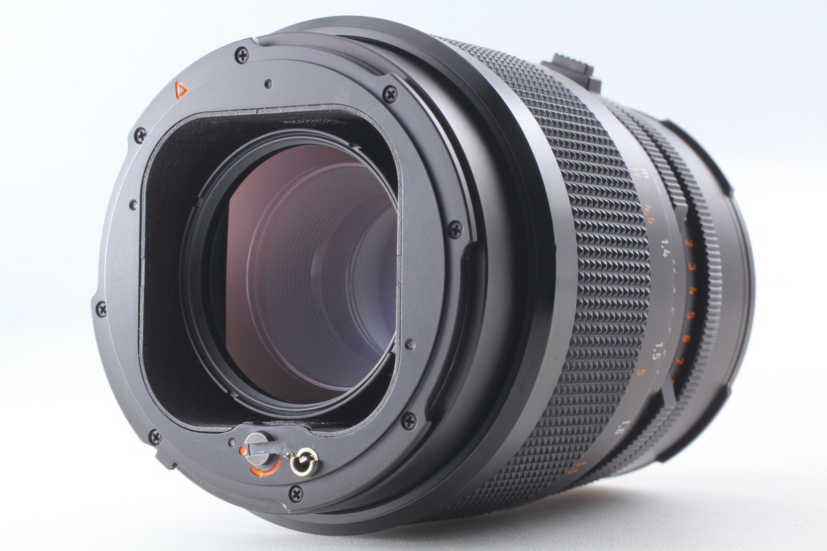 Carl Zeiss Sonnar 4/150 T*レンズ／フィルタ、キャップ付 Hasselblad Zeiss Sonnar CF 150mm f4 T* Telephoto Lens. Pro