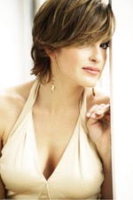 Mariska Hargitay Law & Order  Foto ohne Signatur Format 20x30 cm glanz #6