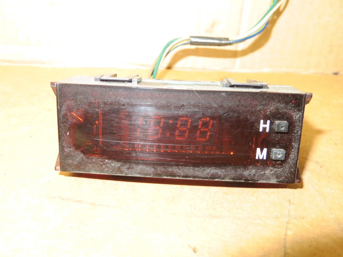 TOYOTA COROLLA 00-02 2000-2002 DASH CLOCK OEM # 8391002040 | eBay