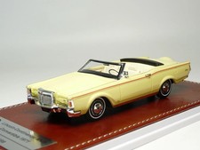 1971 Lincoln Continental Mark III Convertible Yellow in 1:43 scale by GIM