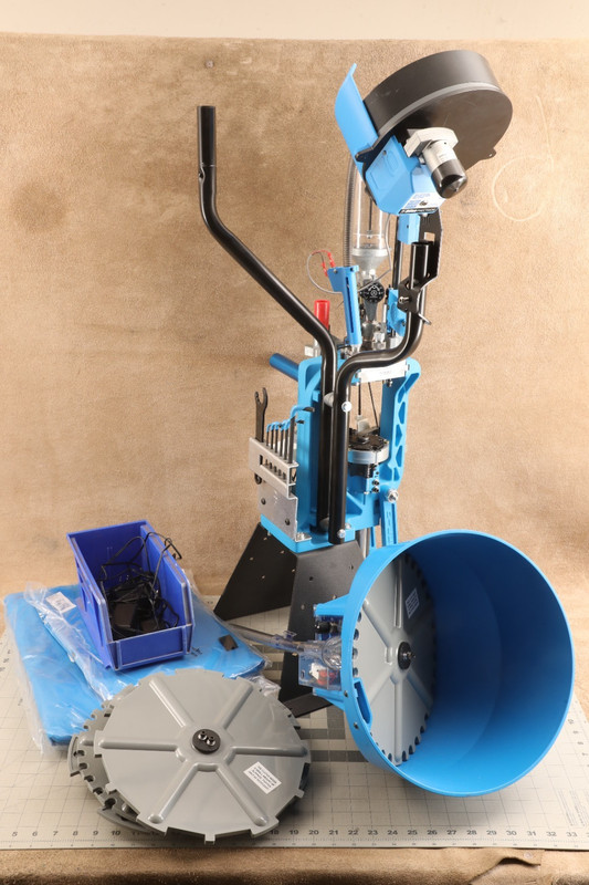 Dillon XL750 Reloading Press, Powder Measure  Case & Bullet Feeders. 10mm Dies