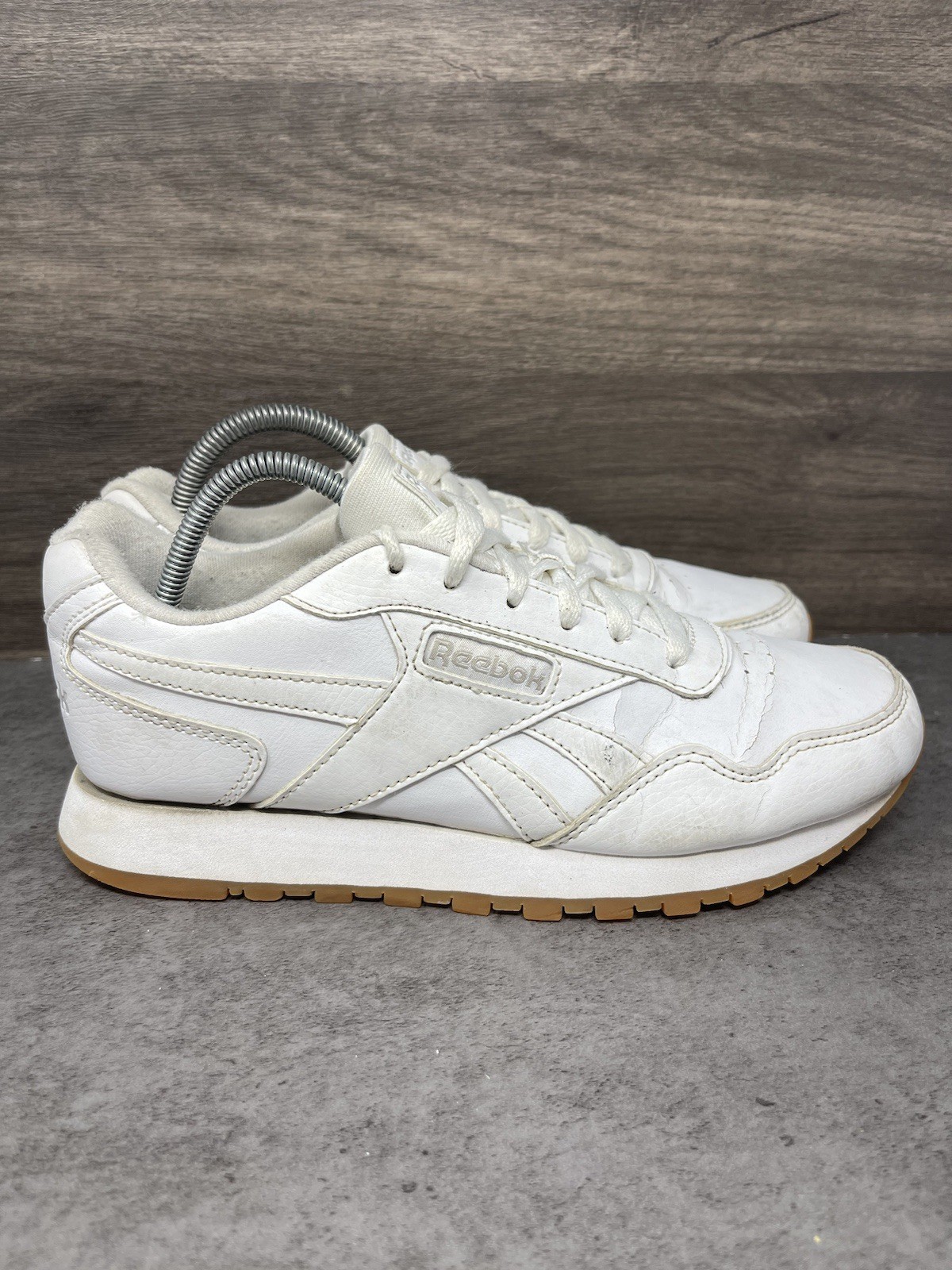 Reebok Classic Sneakers Womens Size 7.5 White Leather Shoes CM9940 thumbnail 5