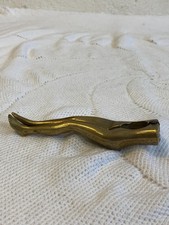 Schiaccianoci vintage in ottone gambe donna, 14 cm Oggetto da collezione