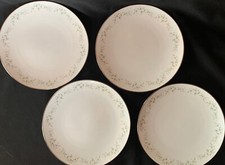 Noritake China "Annabelle" 6856 Daisies Flowers Dinner Plates 10.5” Dia Set of 4