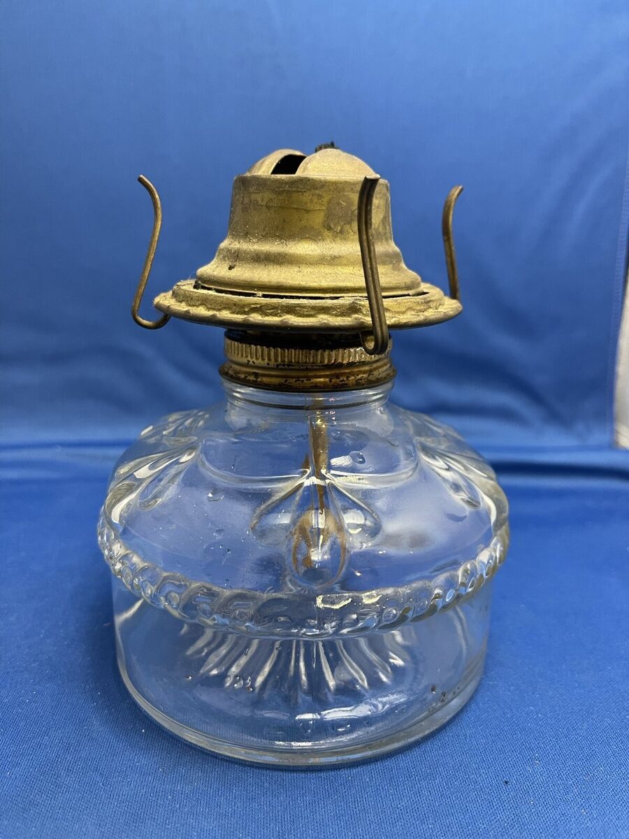 VINTAGE EAGLE OIL LAMP MADE IN USA VERY GOOD CONDITION | eBay VINTAGE EAGLE OIL LAMP MADE IN USA VERY GOOD CONDITION | eBay