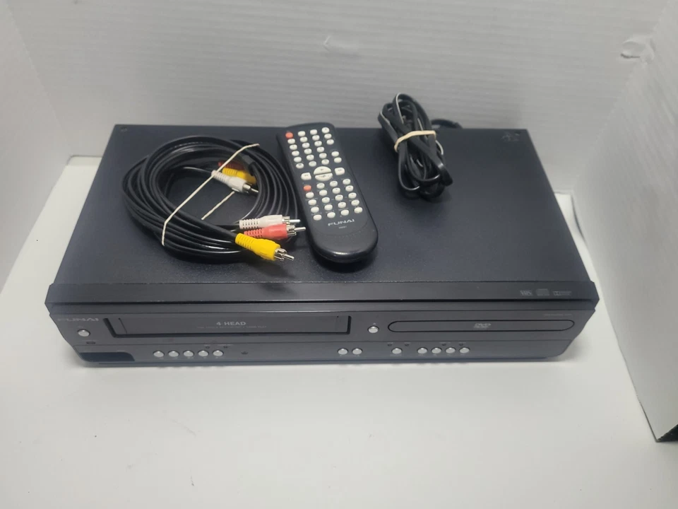 Funai DV220FX4 DVD VCR Combo Player Tested & Working W/REMOTE - Image 2 of 4
