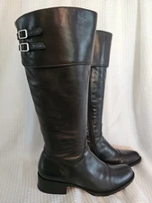 Vintage diba Black Leather Low Heel Zip Knee High Boots Size 7 (Fit like 7.5-8)