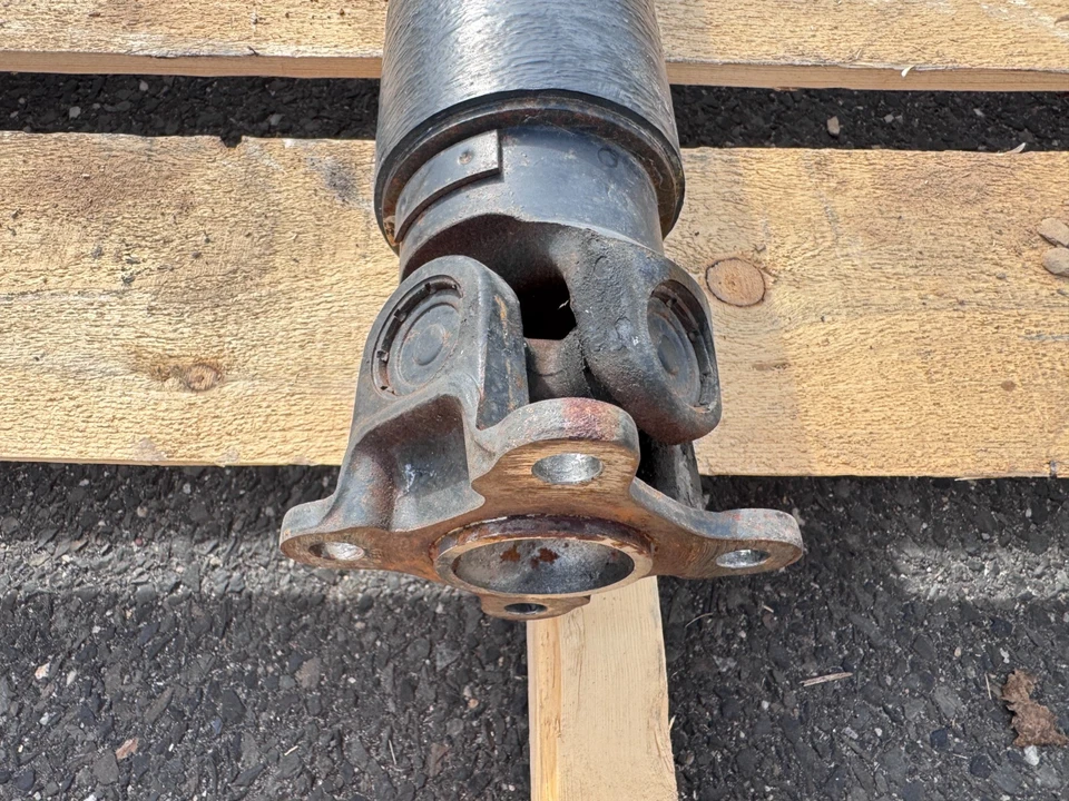 Nissan 370Z 2009-2020 transmisión automática eje de transmisión trasero hélice fabricante de equipos originales 64 k Foto 3 de 4