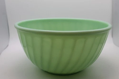 1948-1950s Fire King Jadeite 9" Mixing Bowl 687