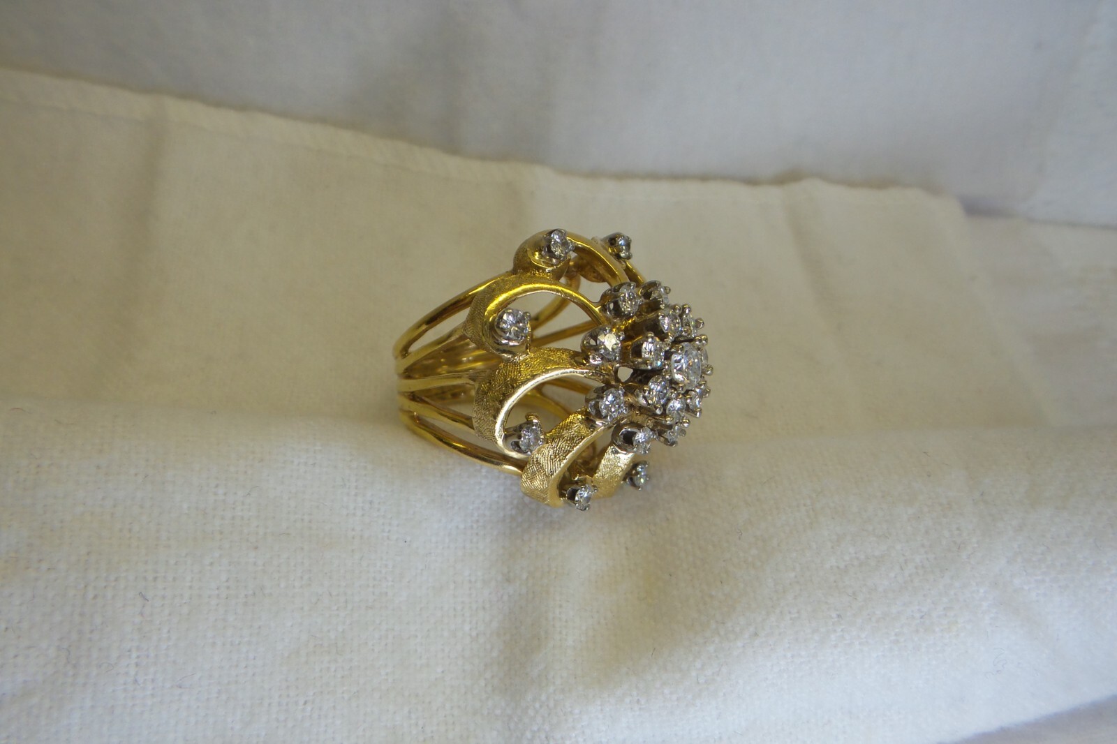 Impressive Large 1960s Solid 14kt Fine Diamond Co… - image 6