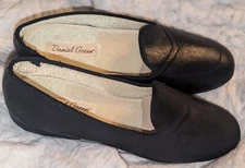 Daniel Green Women's Slippers Black Size 6.5 M Split Leather Upper
