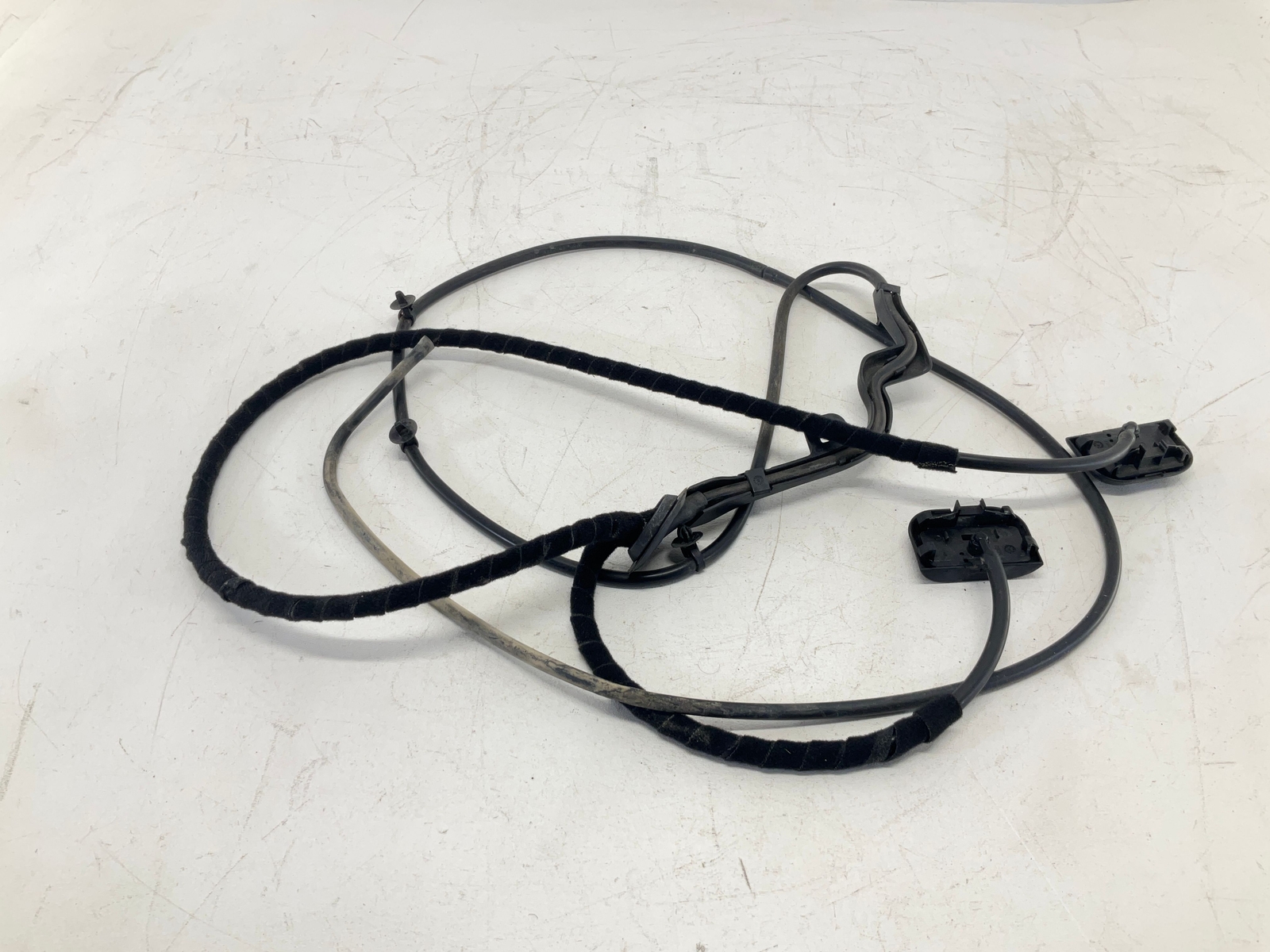 14-17 MASERATI Ghibli Front Windshield Washer Spray Nozzle CM